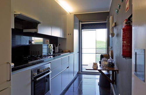 Parque das Nacoes Apartment | Bridge View with Balcony By Gt House