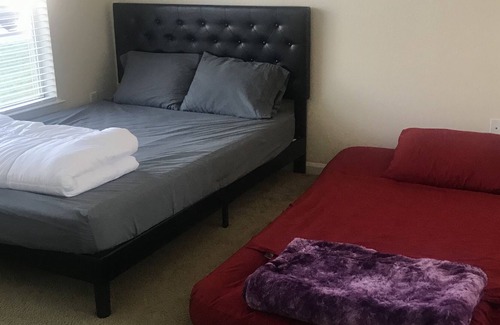 Bal Bay House | Bright 1bedroom — very convenient location!