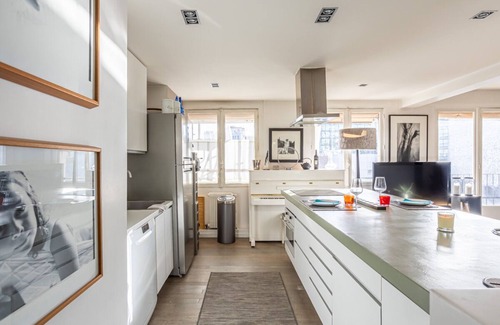 Grenelle Apartment | Bright 2-bedroom apartment - near Eiffel Tower