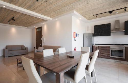 Sannat Apartment | Bright 3BR Getaway Spacious Airy & Family-Friendly