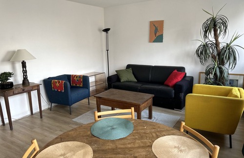 Amerique Apartment | Bright and quiet 2-room apartment near Parc des Buttes Chaumont