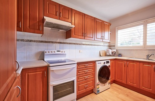 Frenchs Forest Apartment | Bright And Spacious Family Home With Leafy Deck