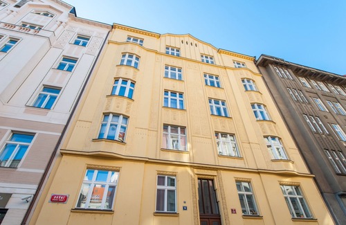 Josefov Apartment | Bright And Spacious Historical Two-Bedroom Apartment | Dusni