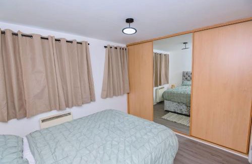 Woolwich Riverside Apartment | Bright apartment