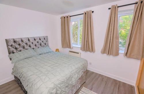 Woolwich Riverside Apartment | Bright apartment