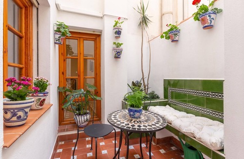 San Felipe Neri Apartment | Bright apartment with patio and balconies in the center
