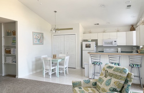 Colington House | Bright & Beachy 3 bed/2 bath Soundside MP6