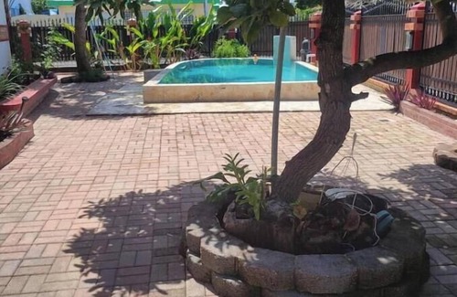 Isla Verde House | Bright, big, pool, 5 min 2 beach