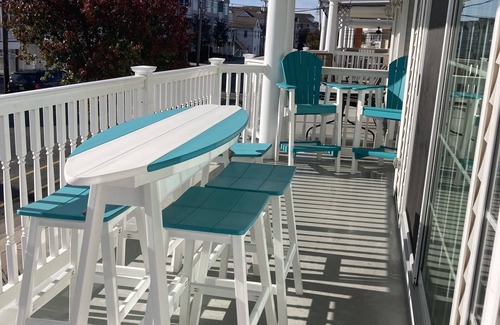 Wildwood Condo | Bright, Clean and Updated 3 BR, 2 BA Prime Location!