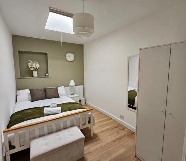 Oxford Apartment | Bright & Cosy City Flat