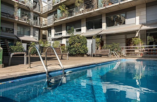 El Putget i Farro Apartment | Bright Duplex with a Spacious Terrace