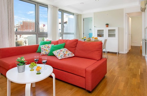 El Camp de l'Arpa del Clot Apartment | Bright, Fantastic, & cozy 2-Bedroom Apt