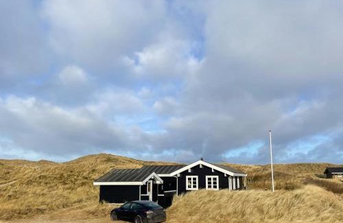 Houvig House | Bright House In Dune Row Near The North Sea