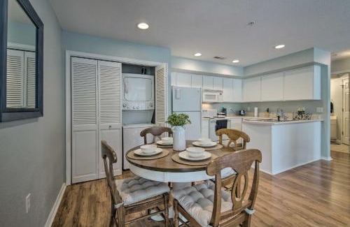 Kimberling City Apartment | Bright Ozarks Condo with Balcony and Lake Views!