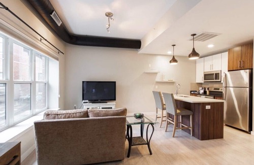 West Hartford Apartment | Bright & Peaceful Studio Hideaway - Cozy, Quiet & Central