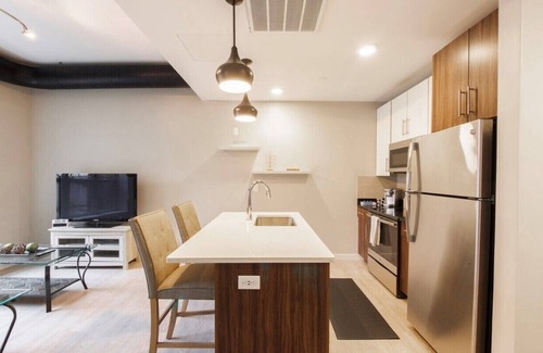West Hartford Apartment | Bright & Peaceful Studio Hideaway - Cozy, Quiet & Central