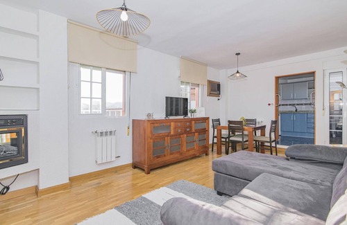 Angustias - Chana - Encina Apartment | Bright penthouse in Granada, 2 bedrooms, equipped kitchen, terrace