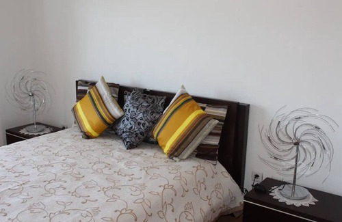 Povoa de Santa Iria Apartment | Bright, Relaxing Retreat 15 min From Lisbon & Airport - Perfect for Long Stays!
