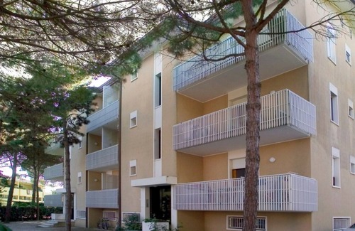 Bibione Pineda Apartment | Bright Retreat in a Quiet Area