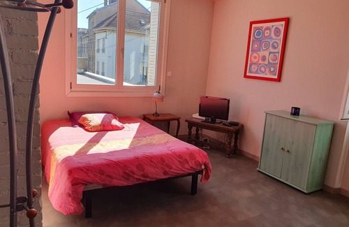 Besancon Apartment | Bright, spacious cocoon 5 min from station