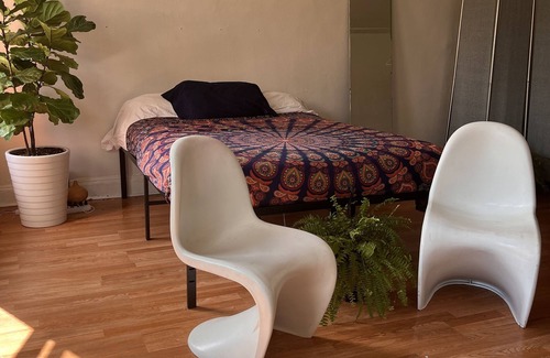 Upper Manhattan Apartment | Bright studio in Hamilton Heights