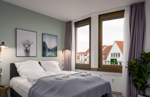 Lippstadt Apartment | ☆BRIGHT: Stylish for 2 | City Center | Kitchen