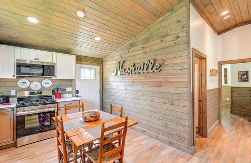 Whites Creek House | Bright Whites Creek Home: 12 Mi to Dtwn Nashville!