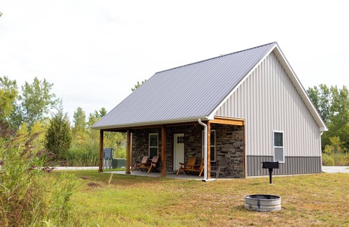 Rensselaer Cabin | Brightstone Lake North East Cabins