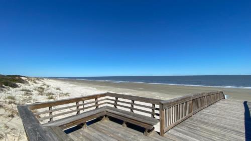 Jekyll Island House | BRINEY BREEZE OCEAN OAKS home