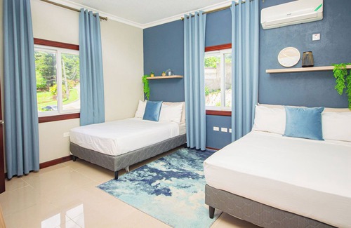 Saint Andrew Apartment | Bring the whole family to this great place with lots of room for fun