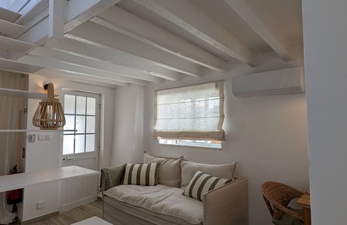 Porches House | Brisa do Sul by LovelyStay