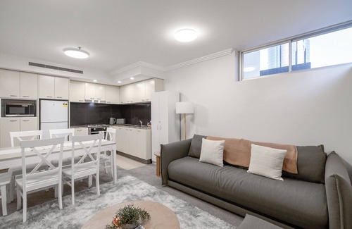 Brisbane Central Business District Apartment | Brisbane Central CBD Convenience!