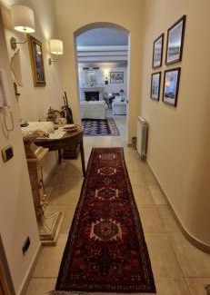 Capo d'Orlando House | Bristol apartment