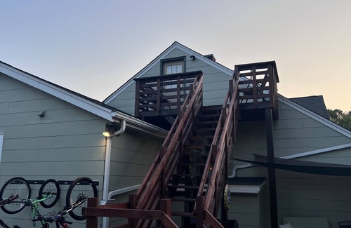 Bristol Apartment | Bristol Short Stay.Music, Nascar, Casino 1bdrm King size, Queen sleeper sofa.
