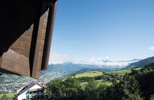 Sant'Andrea in Monte Apartment | Brixen-Plose! Your spacious family apartment directly in St. Andrä