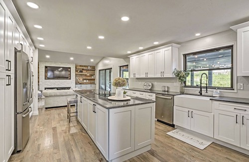 Southwest Colorado Springs House | Broadmoor Luxury Retreat - Mountain View & Hot Tub