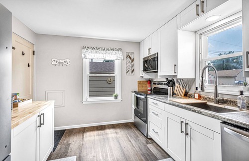 Sheboygan Apartment | Broadway Hideaway: Monthly Stays Welcome!