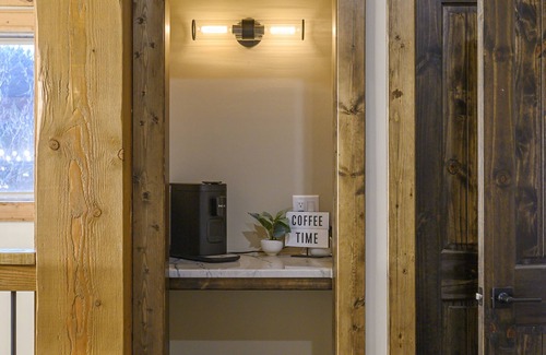 Broken Bow Cabin | Broken Branch Lodge, Offers guests unique amenities & amazing views