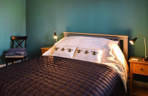 Slingsby House | Brookfields