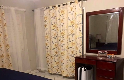 Ocho Rios Resort | Brookside~ Mystic Ridge