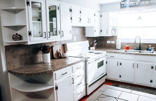 Elgin House | Brushy Mtn Hideout - Close to Windrock - Sleeps 6