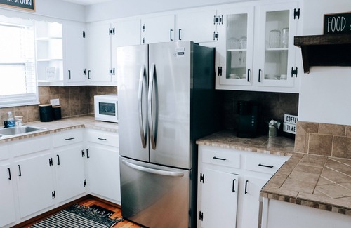 Elgin House | Brushy Mtn Hideout - Close to Windrock - Sleeps 6