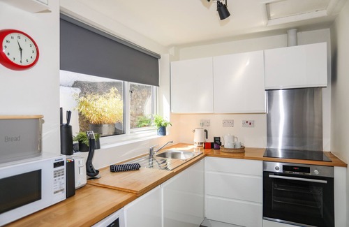 Penrhyn Bay House | Bryn Tirion - Penrhynside