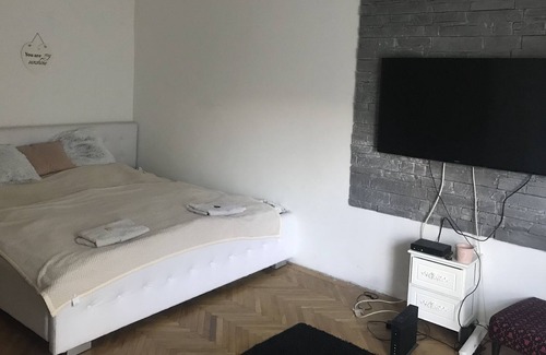Obuda Apartment | Buda Flat is close to River Danube and public transport
