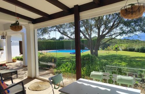 Villanueva del Rosario House | Buddha-Can