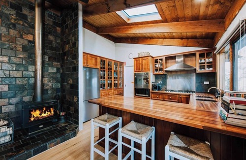 Budgee Budgee House | Budgee Budgee Farm 33 Acres of Pure Bliss