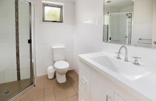 Jesmond Apartment | Budget Bluegum Apartments Jesmond