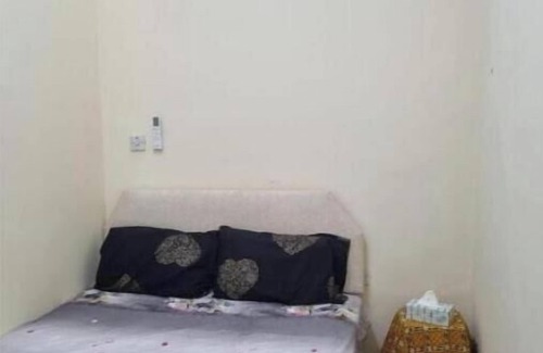 Al Ain Apartment | Budget Double Room 1