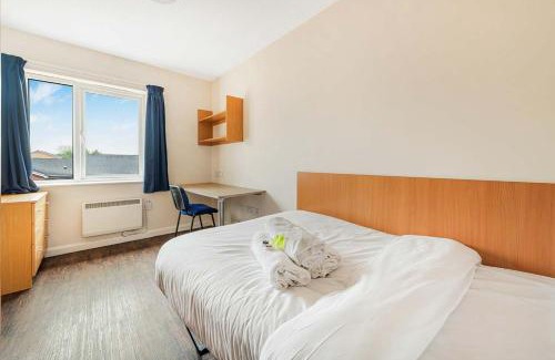 Nottingham House | Budget-Friendly Ensuite Rooms, Shared Kitchen