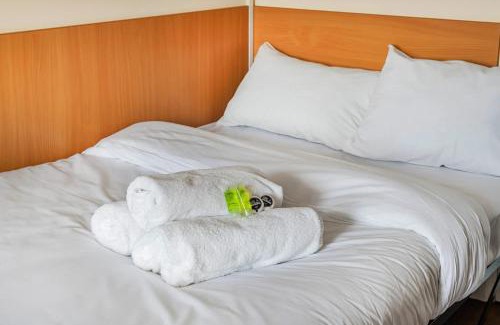 Nottingham House | Budget-Friendly Ensuite Rooms, Shared Kitchen